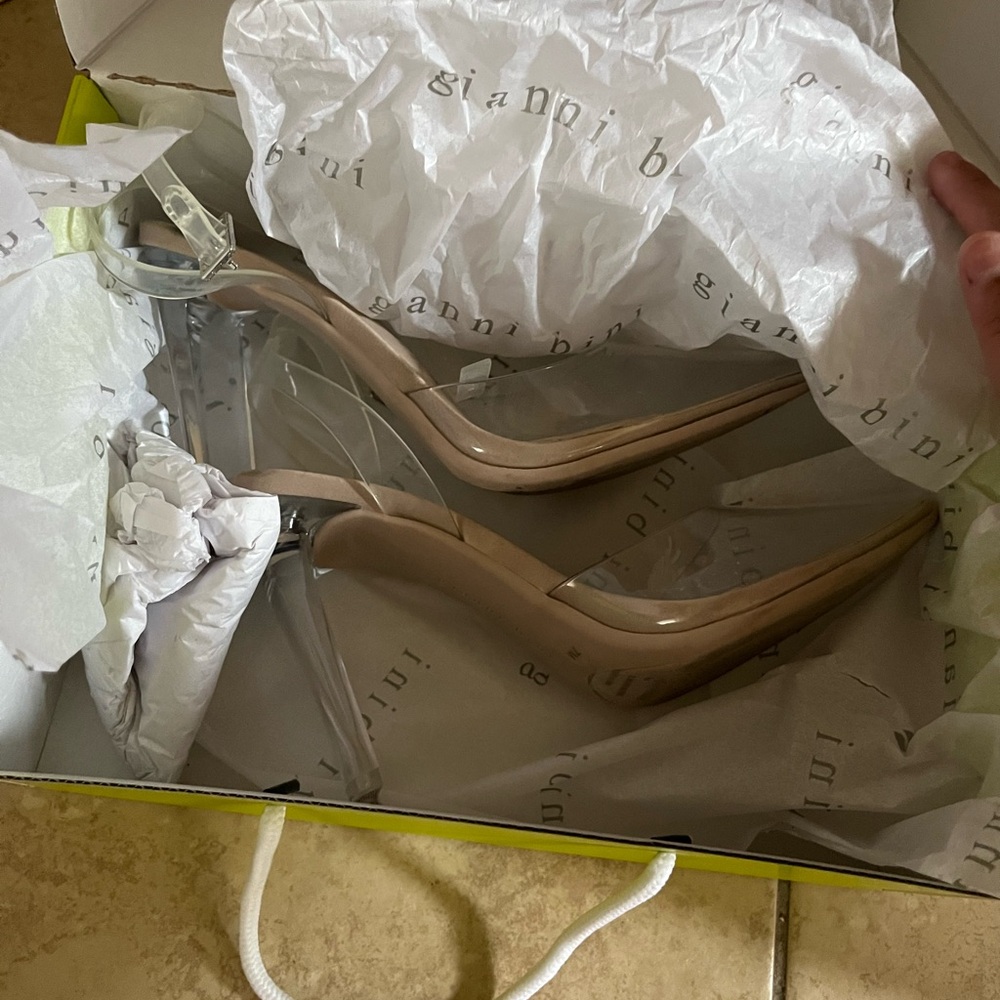 Clear Gianni Bini heels